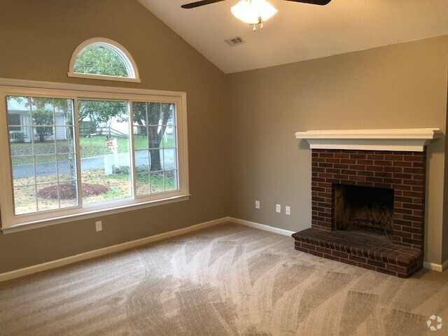 Building Photo - Updated Home in Desired Indian Trail!