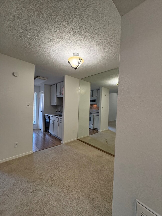 Photo - 7900 N Stadium Dr Unit 102