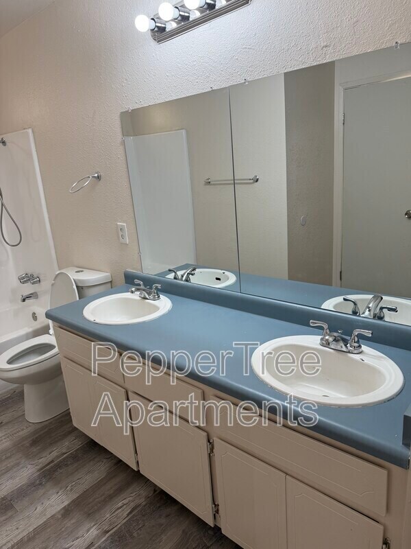 Photo - 760 E Elm Ave