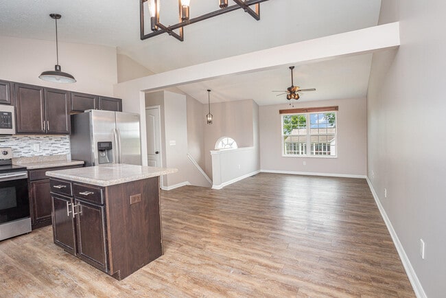 Photo - 1157 Gemstone Pointe Dr