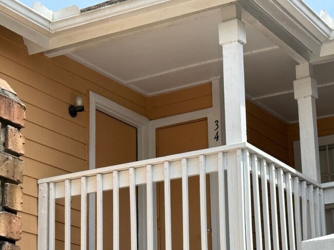 Photo - PENDING - FURNISHED 3 bedroom 2 bath for rent lease 2444 Sweetwater Club Circle Unit #34 Kissimme...