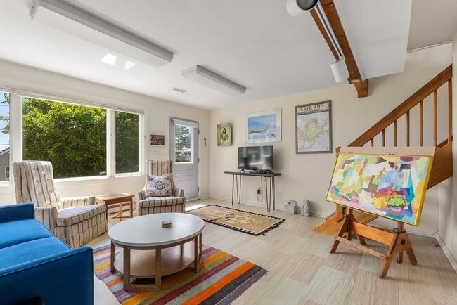 26 Salt Island Rd
