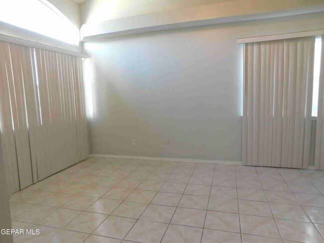 Photo - 5025 Ballinger Dr