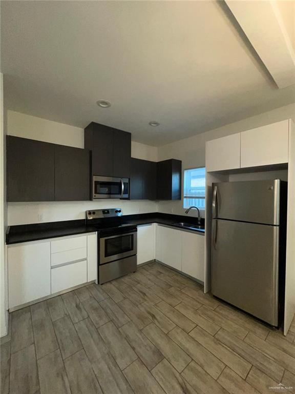 Photo - 11 Valeria St Unit 1