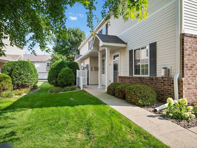 Vista lateral - 3443 Cherry Ln