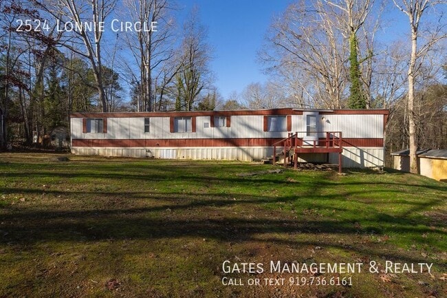 Single Wide Mobile Home on Large Lot in Hi... - Single Wide Mobile Home on Large Lot in Hi...