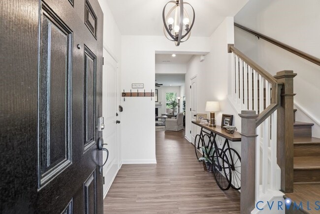 Photo - 7712 Hawthorne Ave