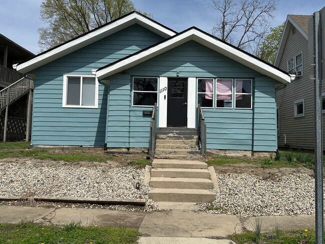 Building Photo - 1110 W North St