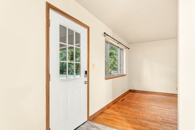Photo - 1628 N Marlan Ave