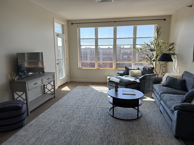 Photo - 410 Farrell St Unidad 413 Eastwood Commons