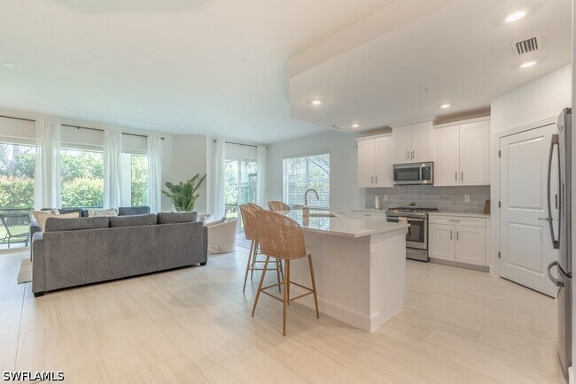 16903 Fairgrove Way Unit 102