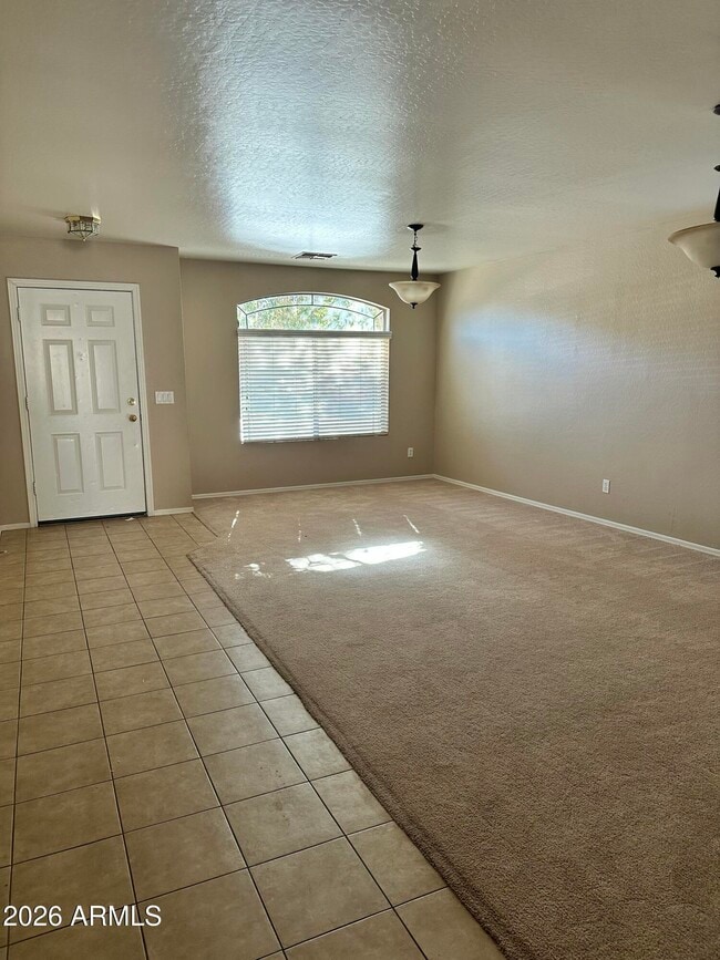 Photo - 10520 W Magnolia St