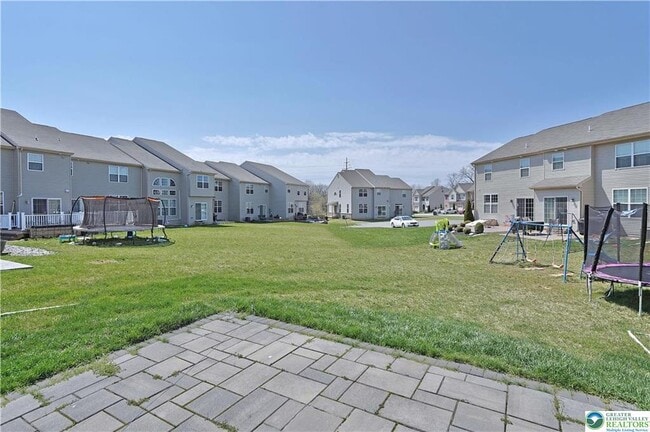 Photo - 229 Snapdragon Way