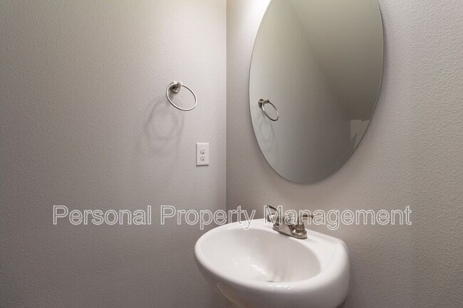 Photo - 5828 NE 56th Pl