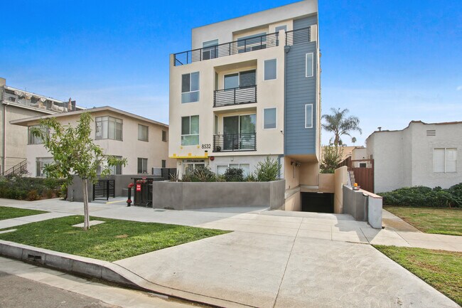 Photo - 8532 Cashio St Unidad 202