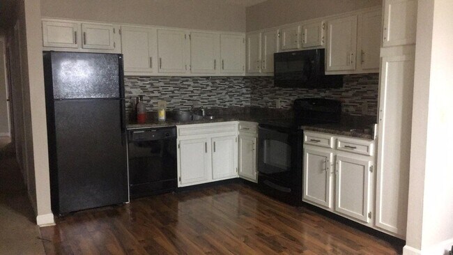 Photo - bg0724 Unit BG0724