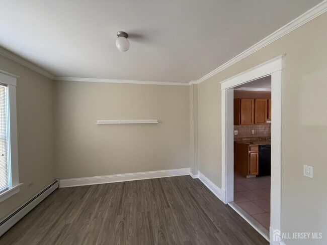 Photo - 628 Grove Ave