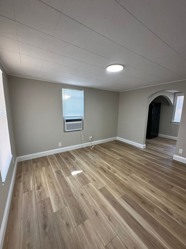 Photo - Charming 1 bed/1 bath apartment!