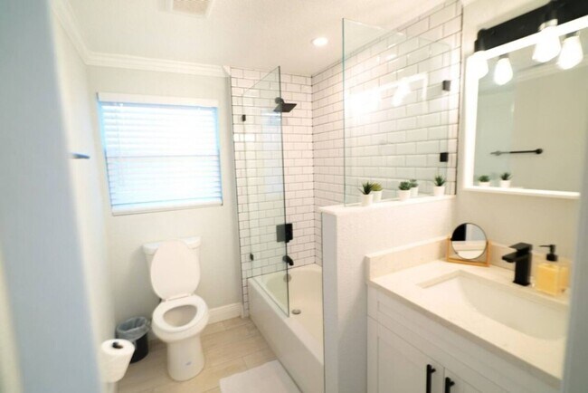 Photo - Fully Renovated Home Near Busch Gardens