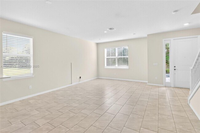 Photo - 4144 Greenway Dr