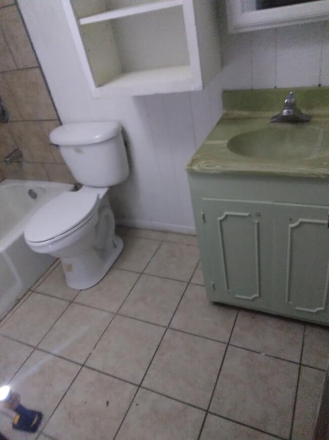 Photo - 2704 Houston St