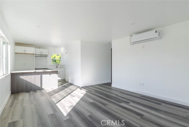 Photo - 14713 Sylvan St