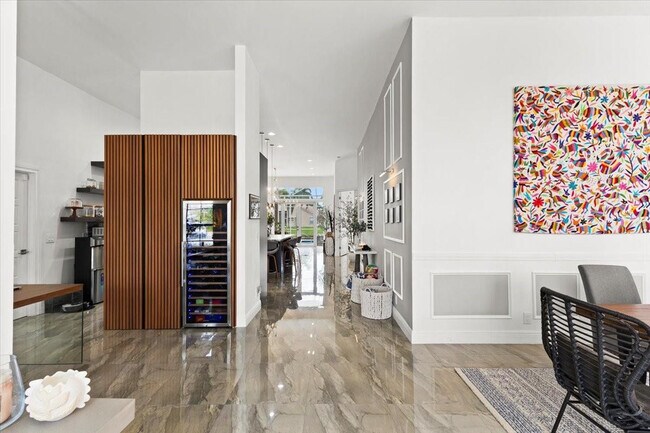 Photo - 10792 Queen Palm Ct