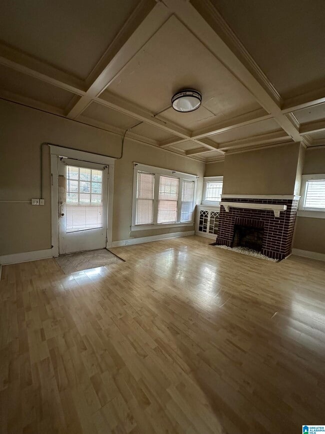 Photo - 1502 16th Ave S