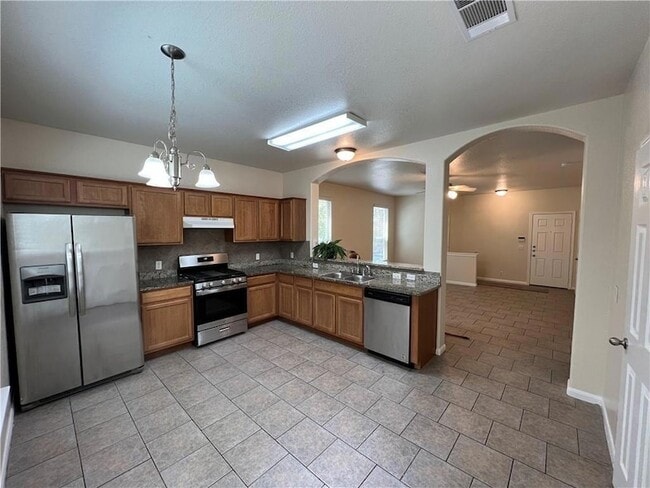 Photo - 2400 Allred Dr Unit B