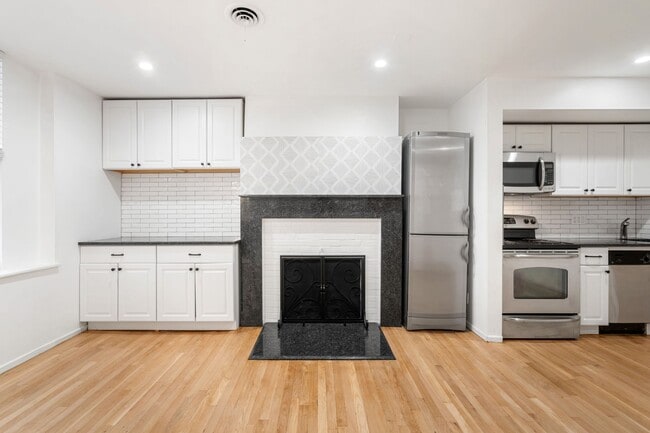 Photo - 103 Marlborough St Unit 2