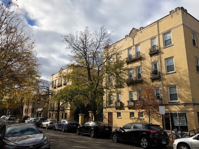 6540 N Lakewood Ave Unit S