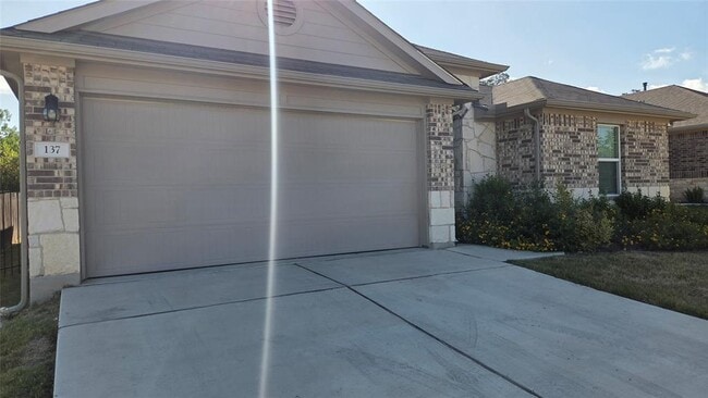 Photo - 137 Arrowhead Vine St