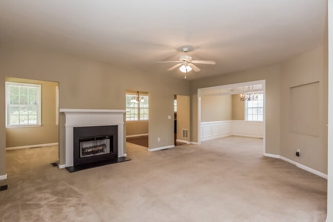Photo - 6049 Brookmere Ln SE