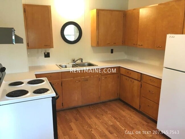 Photo - 14 Coldbrook Rd