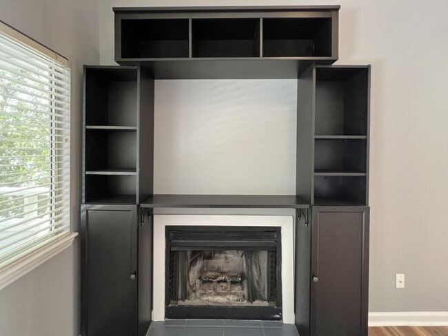 Photo - Freshly Updated Condo!