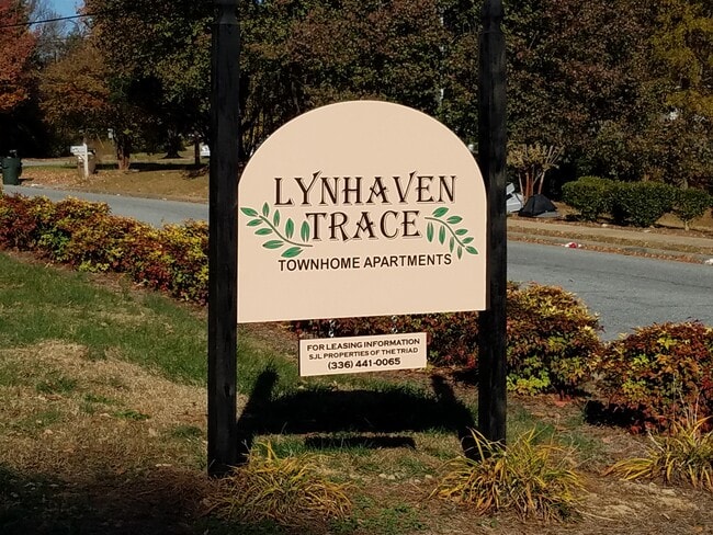 Building Photo - 3516 Lynhaven Dr