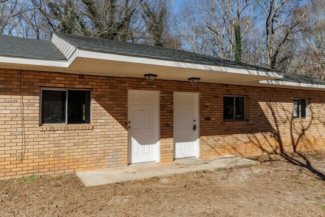 Photo - Fully Updated 2-Bedroom Home with Spacious Backyard & Prime East Athens Location!