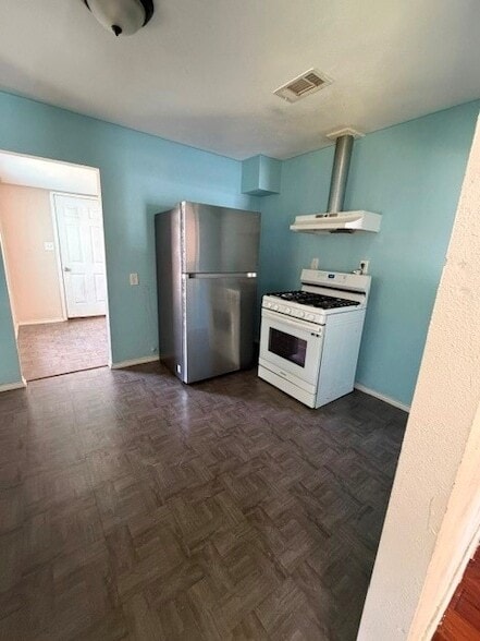 Photo - 512 Stimpson St