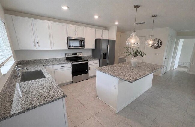 Photo - 433 Summer Grv Ln