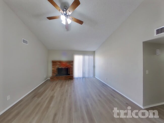 Photo - 6826 W Cholla St