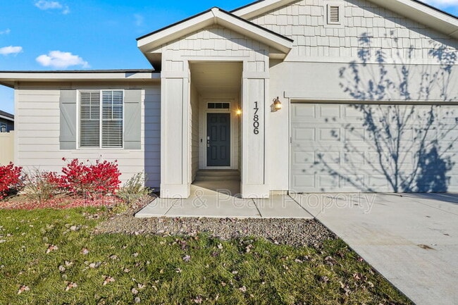 Building Photo - 17806 N Pegram Way