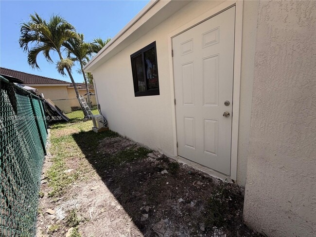 Photo - 16536 SW 54th St Unit 1