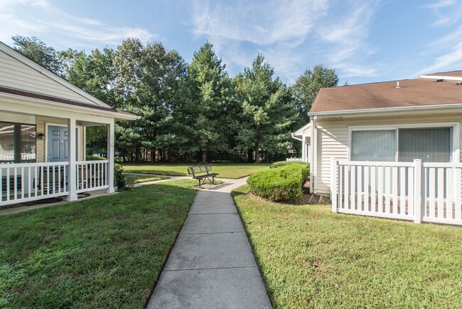 Fox Chase Apartments