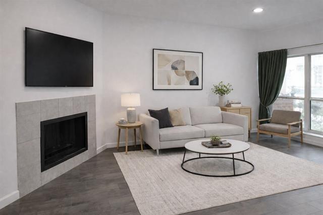 Photo - 9600 Royal Ln Unit 202