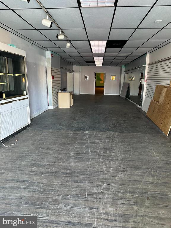 Photo - 1192 Yorkship Square