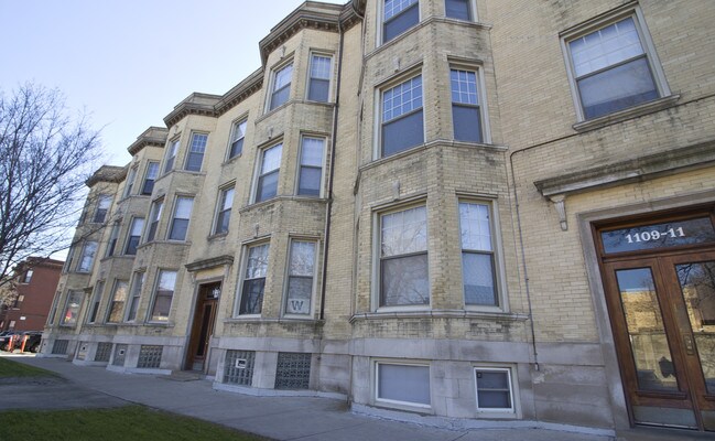 Photo - 1101-11 W. Grace St.