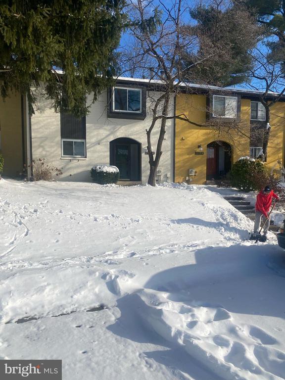 Photo - 19030 Montgomery Village Ave Townhome