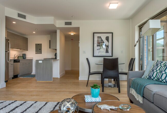 64 Ashford St Unidad 605K