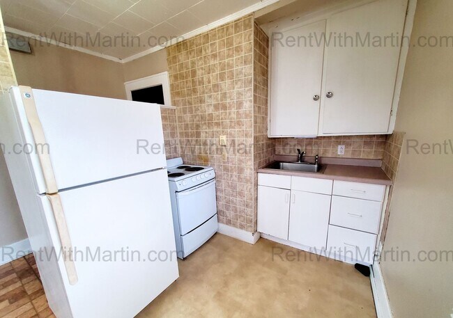 Photo - 808-810 W 2nd St Unit 1