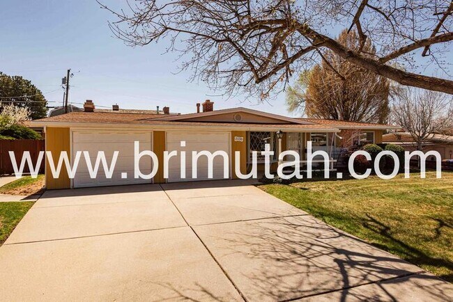 Photo - 2630 Lincoln Ln